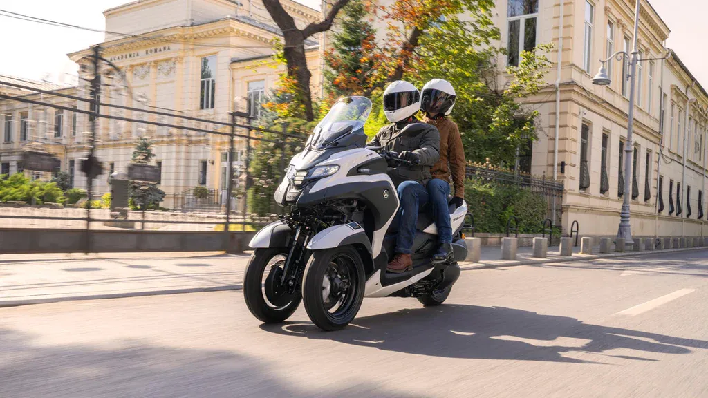 Nieuwe Yamaha Tricity 300 14 nieuwe yamaha tricity 3005
