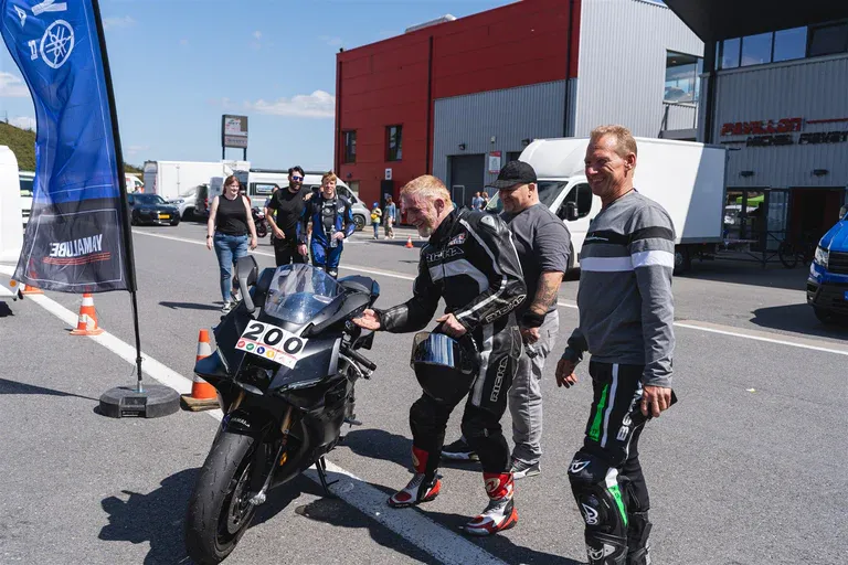 Yamaha Track Day Mettet 2025: een zonovergoten dag vol adrenaline 5 track days mettet 3