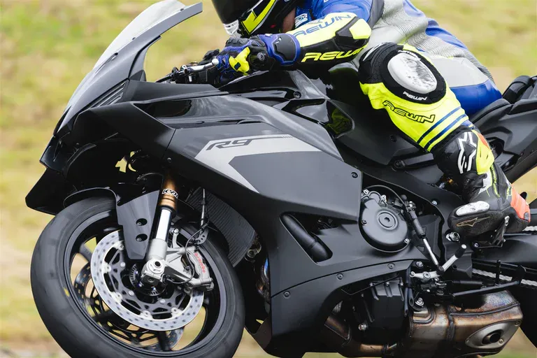 Yamaha Track Day Mettet 2025: een zonovergoten dag vol adrenaline 4 track days mettet 4
