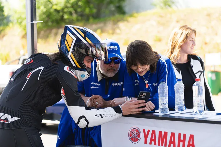 Yamaha Track Day Mettet 2025: een zonovergoten dag vol adrenaline 3 track days mettet 5